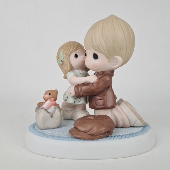 Precious Moments I'll Be Home For Christmas 111012 Daddy Daughter Figurine - Picture 1 of 8